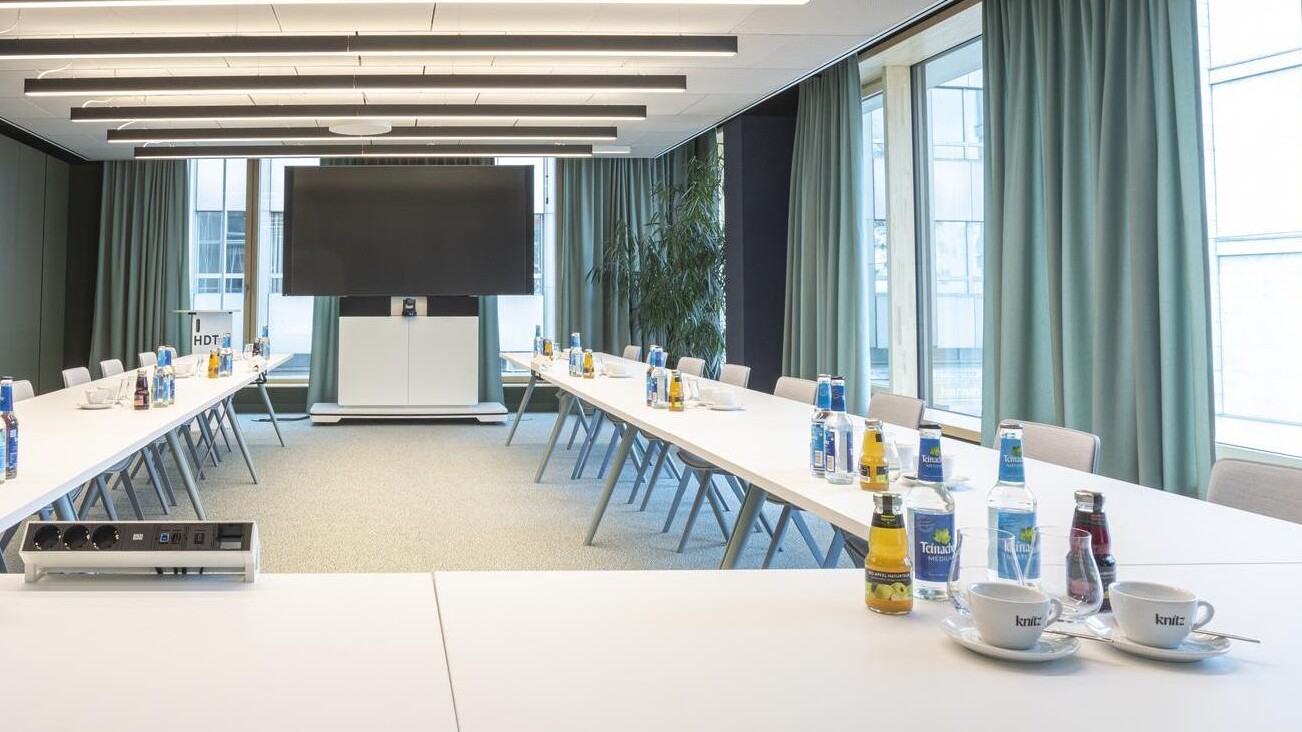 Meetingraum Erlebnis eingedeckt, SMG, Sarah Schmid